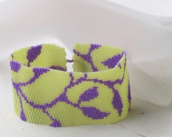 Violet Vine / Beadwoven Peyote Cuff Bracelet / Garden Leaf Jewelry / Opaque Violet & Lime Green / Beaded Bracelet / Gift for Gardener
