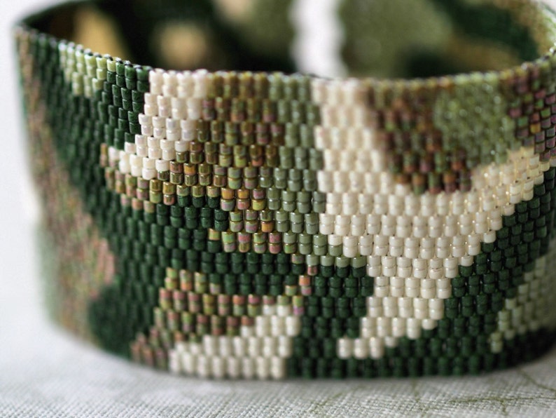 Camo Cuff / Peyote Bracelet Beadwoven Cuff Olive Green Military Hunter