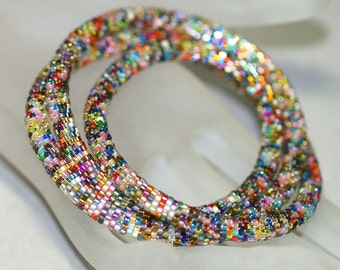 Aberash / Collar o pulsera de cuerda de ganchillo con cuentas / Joyería multicolor colorida / Collar largo / Joyería industrial elegante y audaz