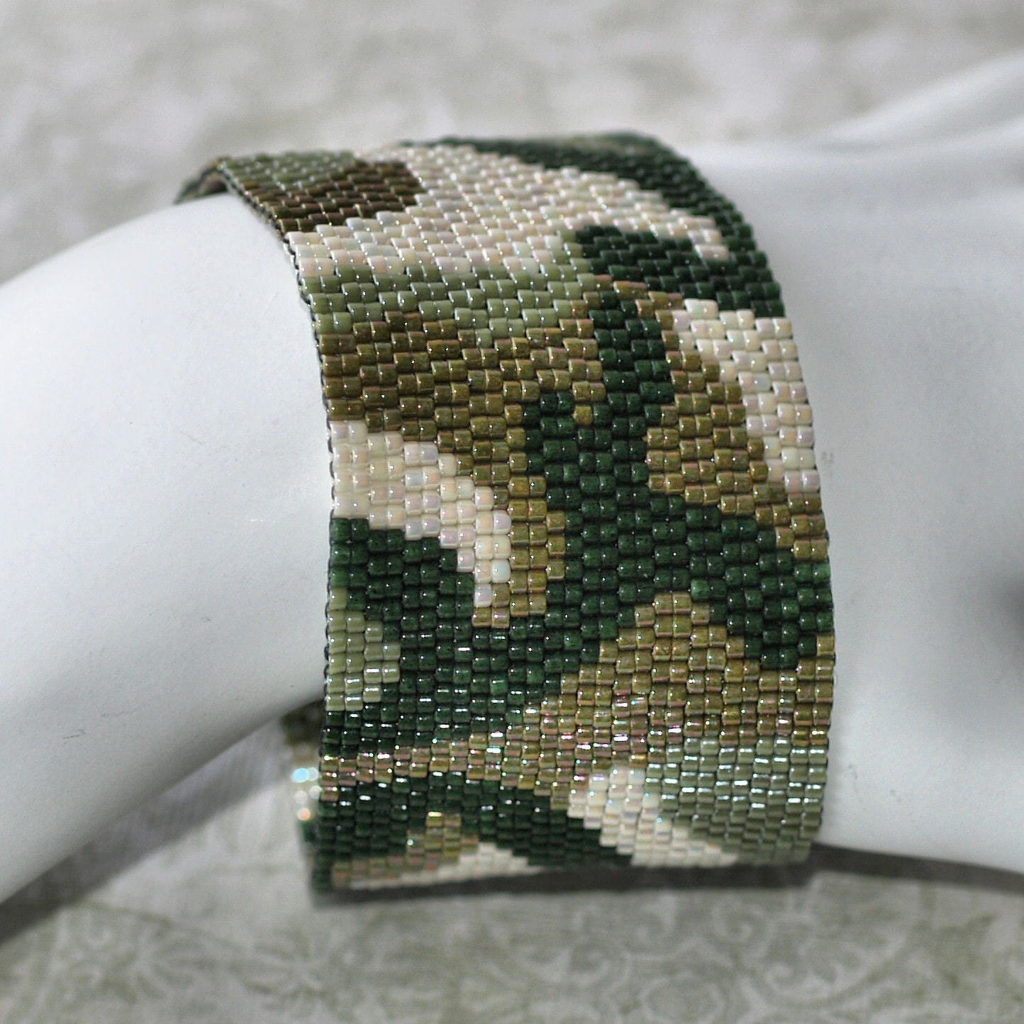 Camo Cuff / Peyote Bracelet Beadwoven Cuff Olive Green Military Hunter