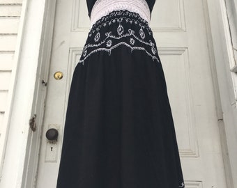 Vintage Halter Dress/ Embroidered Dress/Backless Dress/Bohemian Dress