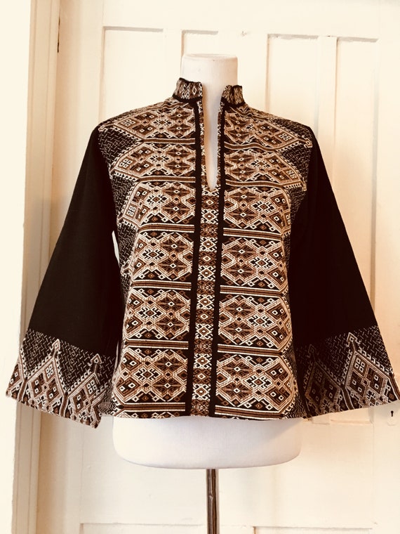Vintage Top/Embroidered Shirt/ Hippie Top/ Bohemia