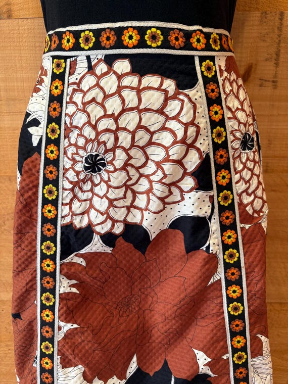 Vintage Flower Power Dress - image 6