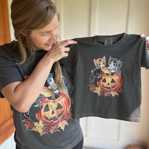 Nostalgia Kitten Halloween 90s T-shirt, Retro Halloween Shirt, Spooky Season Tee, Pumpkin Shirt, Cat Lover Tee, Black Cat Sweatshirt