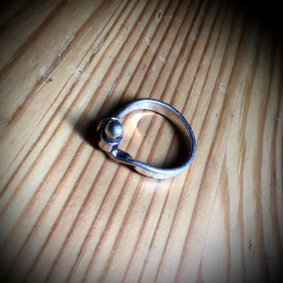silver ball and loop ring - image 3