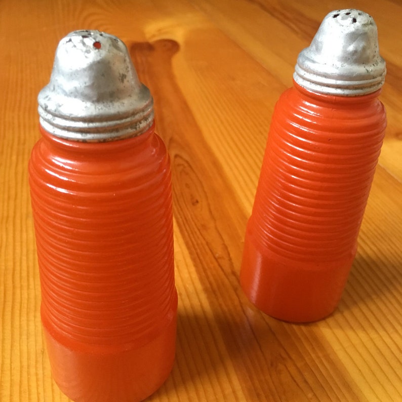 vintage fluted red glass salt and pepper image 4