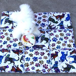Cat Blanket, handmade cat quilt, washable cat blanket, mat with catnip toy, cat quilt, fabric cat blanket, kitten blanket, crate mat