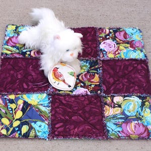 purple cat quilt, quilts for cats, pet bedding, washable pet blankets, cat mats, travel bedding for pets, Colorado catnip, dog beds, catnip