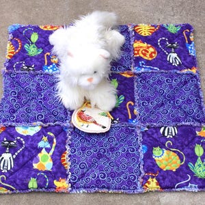 Cat Quilt, Beds for Cats, Cat Quilts, Fabric Cat Quilts, Bedding for Cats, Travel Cat Pad, Crate Mats, Purple Cat Quilt, Cat Blanket, Catnip