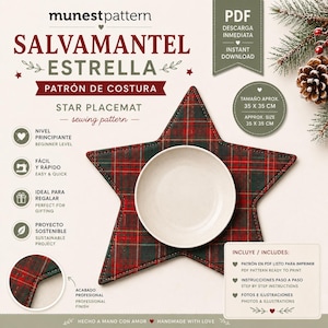 Puede incluir: Un patrón de costura para salvamantel en forma de estrella con un diseño de tela a cuadros rojos y verdes oscuros. El salvamantel mide aproximadamente 35 x 35 cm. La imagen incluye etiquetas de texto para patrón PDF e instrucciones.