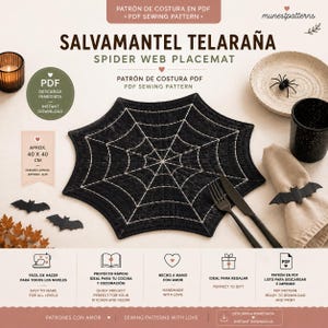 Puede incluir: Un patrón de costura en PDF para un mantel individual negro con forma de telaraña y costuras blancas. El diseño presenta un motivo de red central que mide aproximadamente 40 por 40 cm. El documento incluye etiquetas para descarga inmediata.