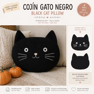 Puede incluir: Un cojín con forma de gato negro con ojos y bigotes bordados en blanco y una nariz rosa. El texto dice COJÍN GATO NEGRO BLACK CAT PILLOW, PATRÓN EN PDF - TALLA ÚNICA PDF PATTERN - ONE SIZE, NIVEL FÁCIL EASY LEVEL, DISEÑADO PARA TI DESIGNED FOR YOU.