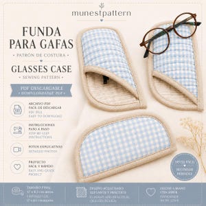 Puede incluir: Un patrón de costura para funda de gafas de munestpattern, con un diseño acolchado de cuadros vichy azules y blancos. La imagen muestra tres fundas terminadas, una con gafas de montura oscura, y una medida final de 17 x 8,5 cm.