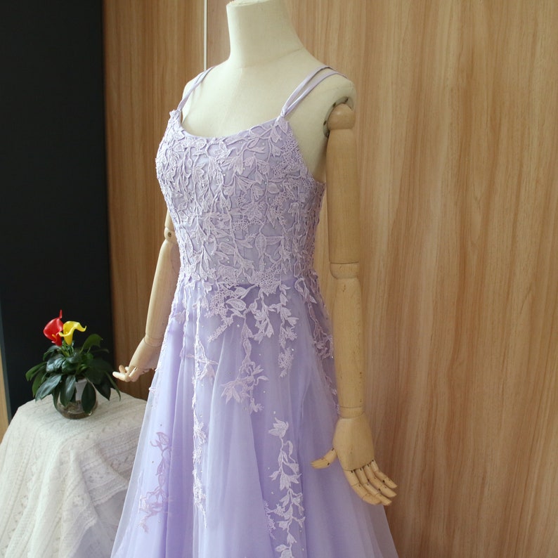 Purple prom dress, leaf lace evening dress with rhinestone, spaghetti straps party dress, corset prom gown, sleeveless banquet dress zdjęcie 5