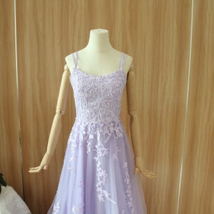 Purple prom dress, leaf lace evening dress with rhinestone, spaghetti straps party dress, corset prom gown, sleeveless banquet dress zdjęcie 6