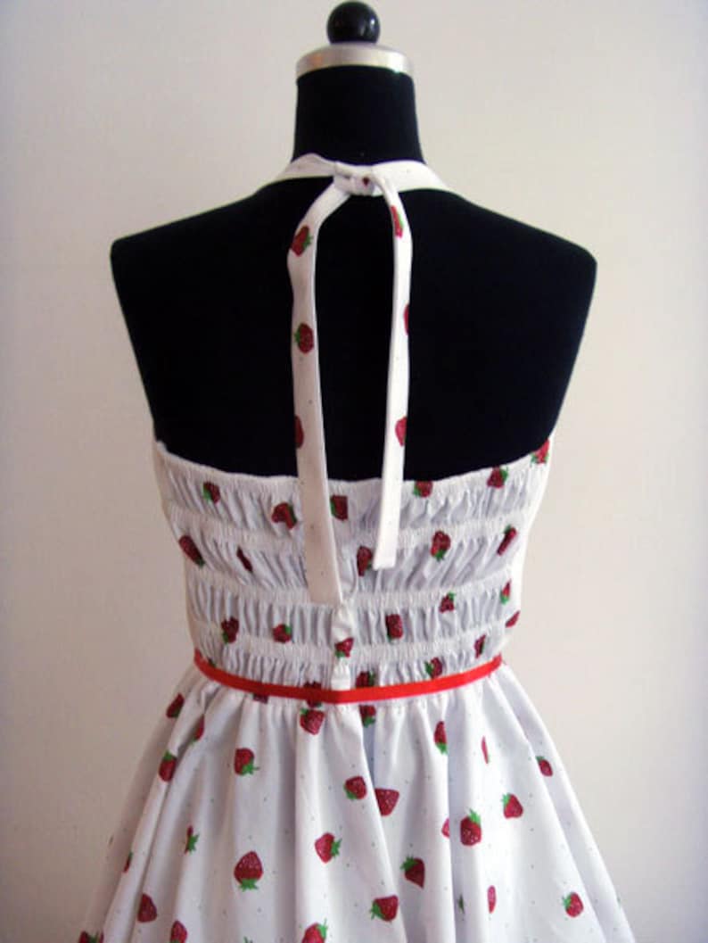 zum Anbeißen 50er Jahre Kleid mit Erdbeeren G... Bild 2