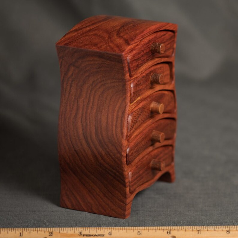 Millie Style Bandsaw Box by Baerreis