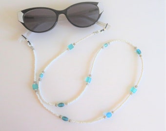 Eyeglass holder turquoise and white beads, Lucine Designs, boutique gift ideas