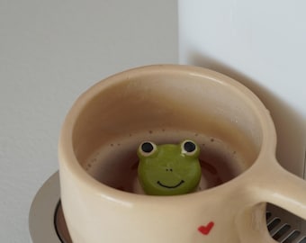 Dreamy Frog Mug – Handmade Porcelain Frog Cup