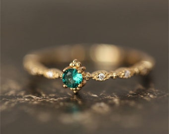 Anillo de diamantes 925 chapado en oro - Anillo de esmeralda verde vintage: regalo de joyería para mujer