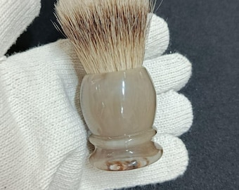 Brocha de afeitar WYSWYT de auténtico cuerno de vaca - tamaño tejón de 21 mm