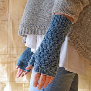 Indikon Fingerless Mitts Knitting Pattern PDF