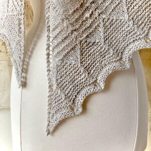 Leucania Shawl Knitting Pattern PDF image 3