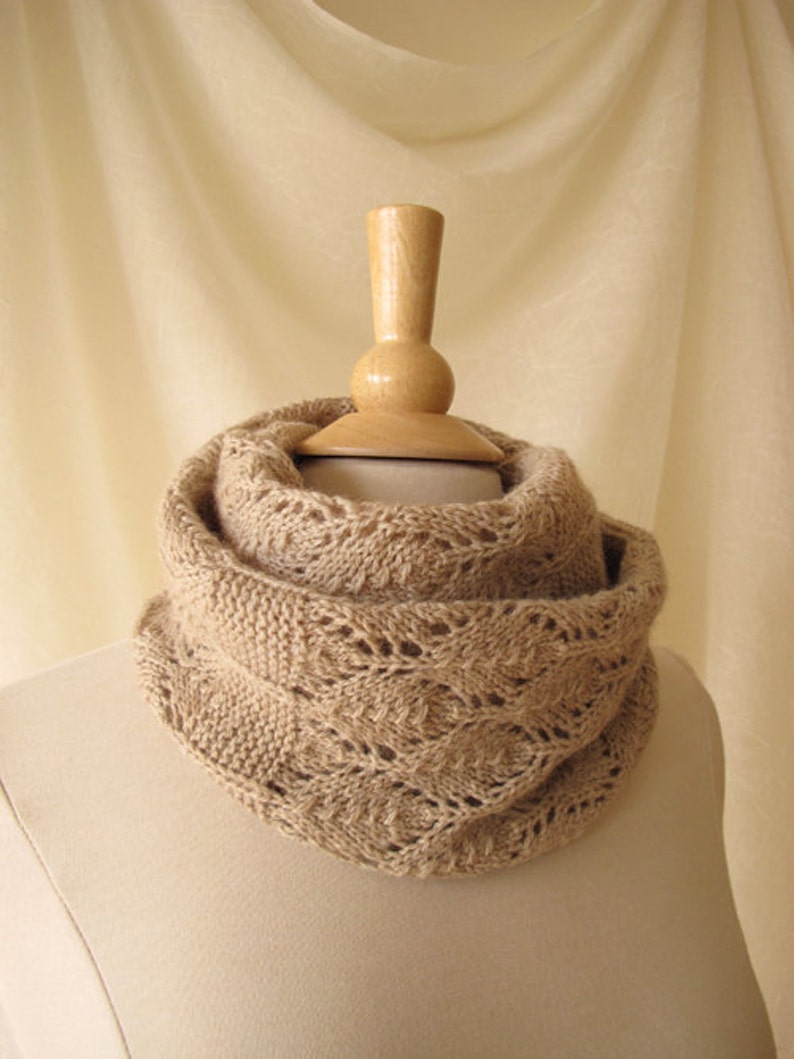 Birchleaf Cowl Knitting Pattern PDF image 2