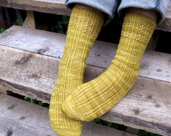 Couplet Socks Knitting Pattern PDF