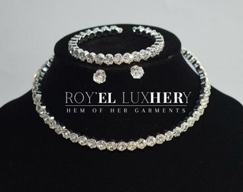 Silver 3 Piece Rhinestone Jewellery Set: Rhinestone Collar Necklace, Bracelet, Earrings And Choker