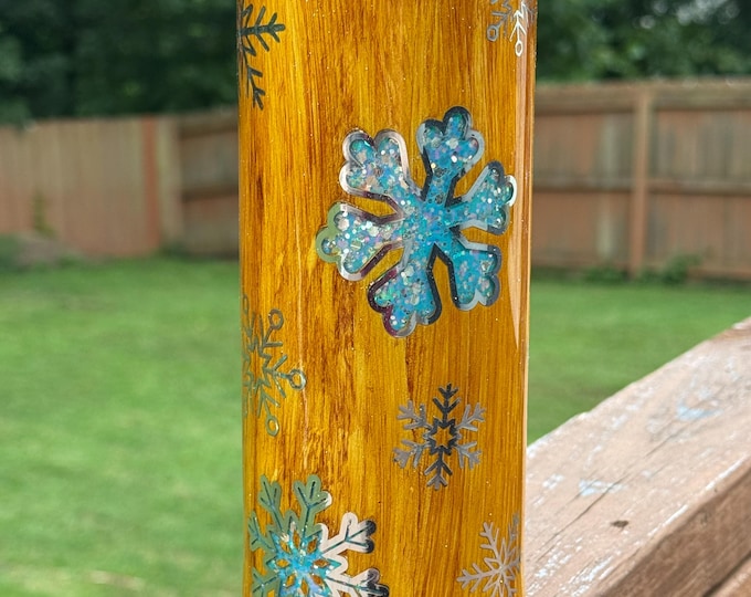 24oz Plump Woodgrain and Peekaboo Snowflakes Handmade Epoxy Tumbler