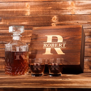 Personalized Whiskey Decanter Set, Decanter and Glasses, Whiskey Gifts for Men, Custom Groomsman Gifts, Best Man Gifts, Boyfriend Gifts