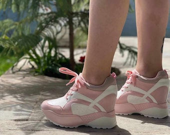 Zapatillas de tacón alto. Un hermoso color rosa con blanco. Ideal para hacer deporte, caminar. Un regalo especial para tu amada.