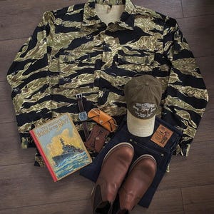 buzz rickson’s vietnam gold tiger camo jacket dead stock