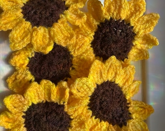 crochet sunflower keyring