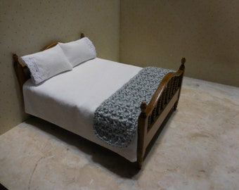 dolls house bedding