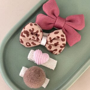 Haarspangen Set mit Schleifen und Pompon / Stoff überzogene Haarspangen für Kinder und Baby / rosa Schleifen / Geburtstag Taufe Mädchen Bild 7