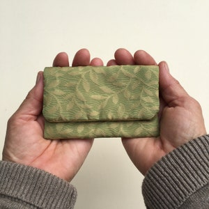 Tarjetero de regalo, cartera pequeña, hecho a mano con materiales reciclados