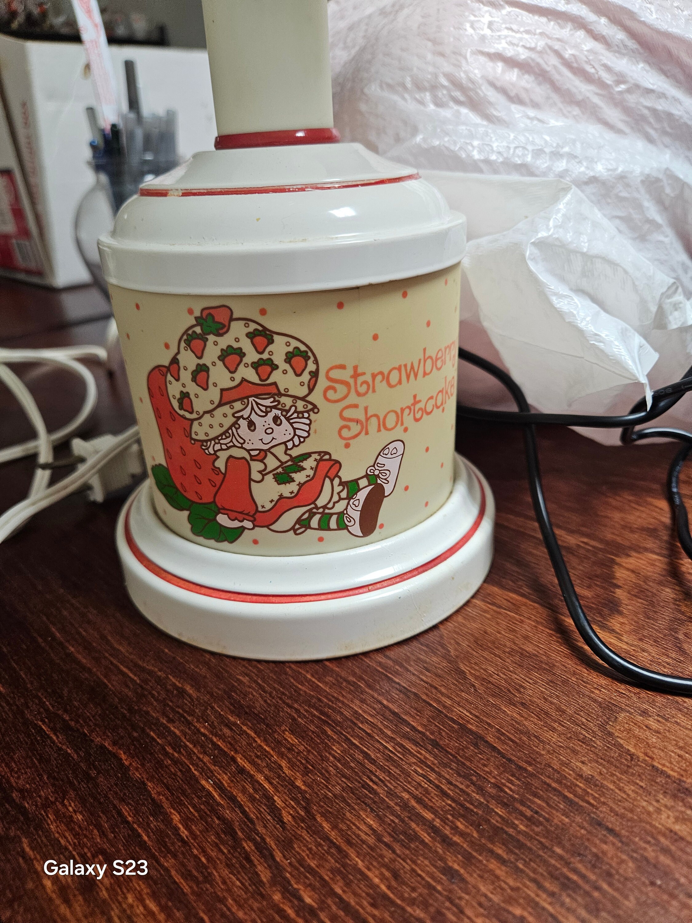 Dolls Kill Strawberry Shortcake Lamp: Sold Out? Find It Here! - 399hqsb
