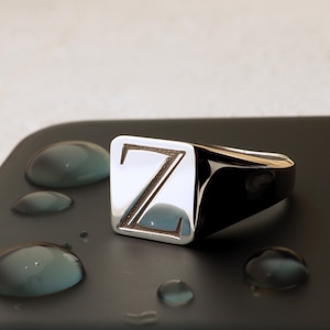 Anillo inicial del hombre, anillo de letras para el hombre, anillo personalizado del hombre, anillo del hombre del encanto, anillo del hombre diario, regalo del día del padre, regalo para él