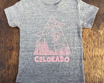 Pink/Grey Colorado Mountain design tee