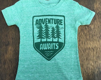 Adventure Awaits tee