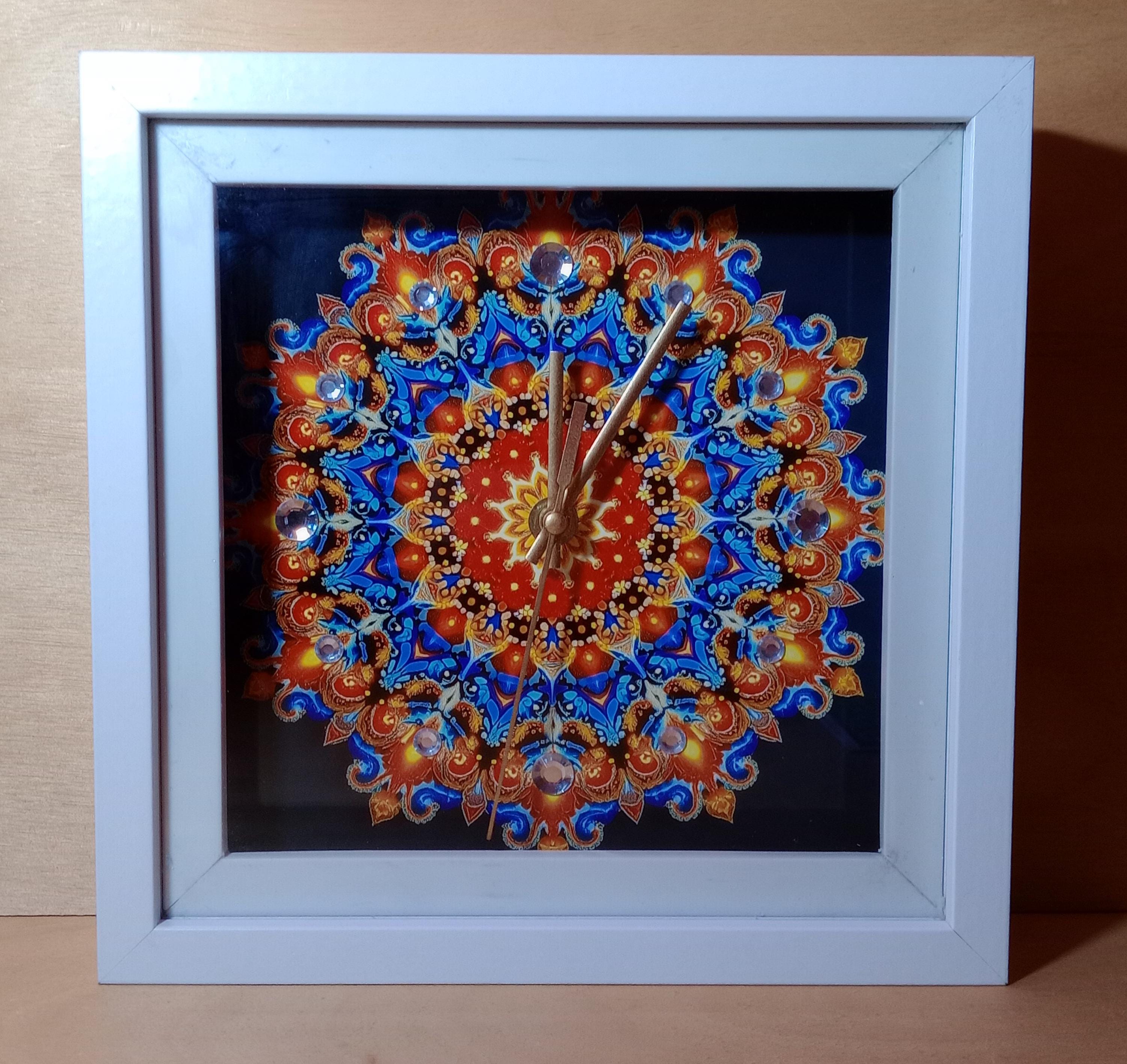 LED Wall Clock with Mandala 03 or Abstract Art | Remote-Controlled Light-Up Clock | USB or Battery Powered | 23x23 cm | Home Decor Gift