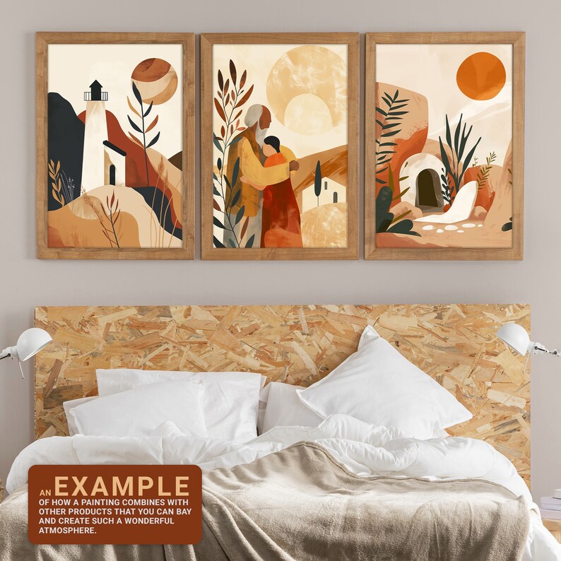 Puede incluir: Tres impresiones de arte abstracto enmarcadas en un estilo minimalista. Las impresiones presentan un faro, una pareja abraz&aacute;ndose y un arco de piedra. Las impresiones est&aacute;n en tonos de marr&oacute;n, naranja y blanco.