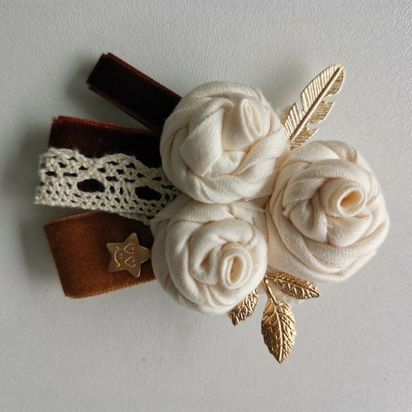 Broche en coton, broche en tissu, broche en textile, broche habillée, broche pour cheveux, bijoux en tissu, broche fleur, cadeau pour elle