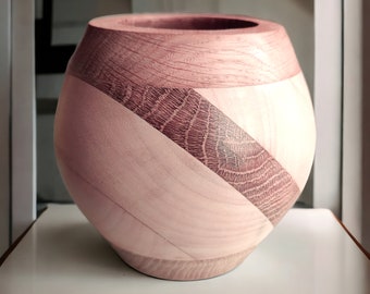 Vase en bois tourné tilleul et chêne