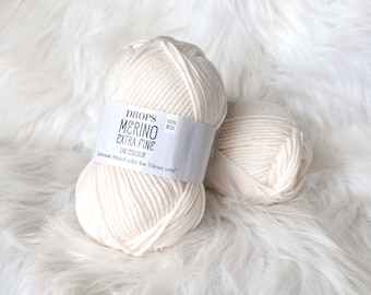 Garnstudio Drops Merino Extra Fine Strickgarn, 50 Gramm DK Light Worsted Weight Garn, 01 Cremeweiß