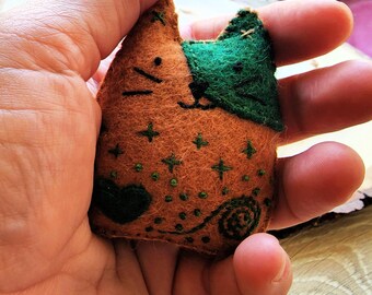 Hand Stitched Felt Forest Love Cat Worry Doll with Lavender Buds