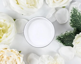 Simply White Paint Couture Chalk Paint, Furniture Refinishing, Craft Supplies,