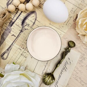Buttercream Paint Couture Chalk Paint, Furniture Refinishing, Craft Supplies,